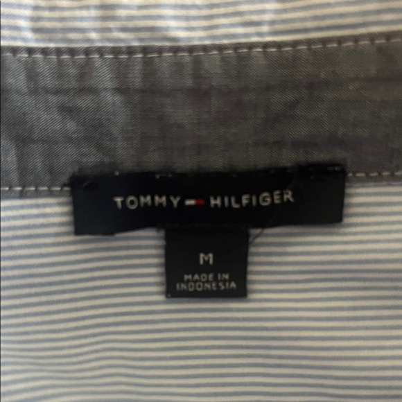 Tommy Hilfiger Light Blue Button-Down Shirt - Picture 2 of 12
